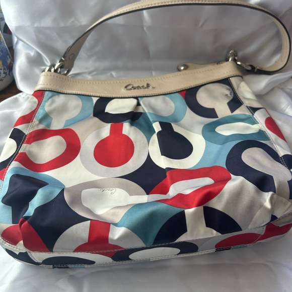 EUC Coach Ashley Optic Art satin shoulder bag - Picture 3 of 6